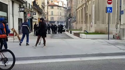 Grève du 5 décembre : manifestation sauvage à Grenoble