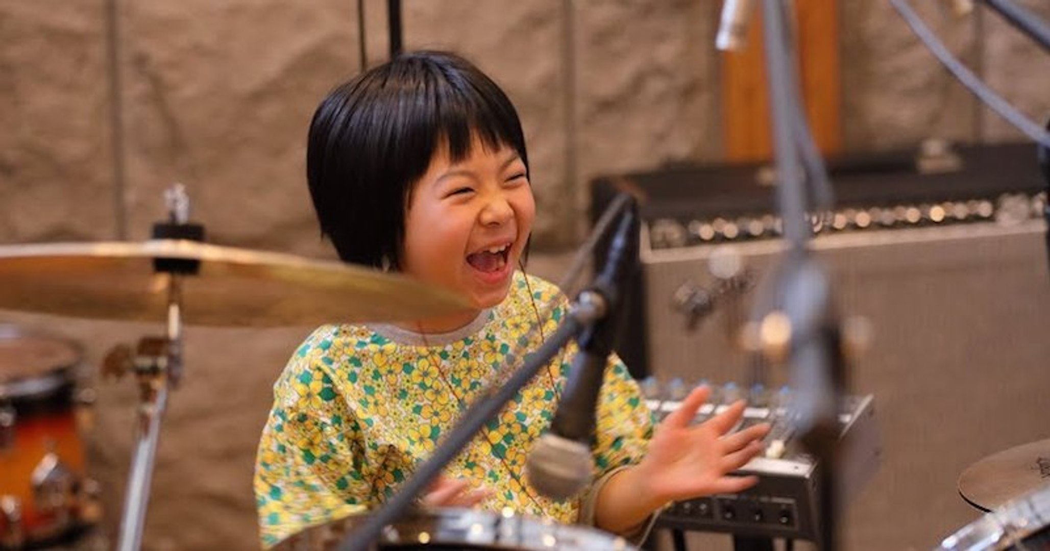 Kaneai Yoyoka, une fille de 9 ans prodige à la batterie - Vidéo Dailymotion