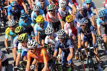 Débat : mercato, vers un World-Tour à deux vitesses ?