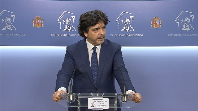 El PP pide a Abascal moderación y prudencia