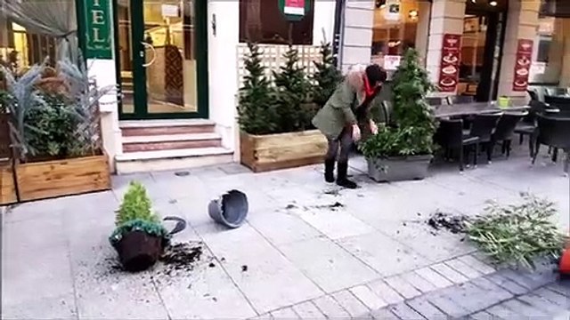 Grève du 5 décembre : des tensions entre manifestants et des dégats rue Stanislas à Nancy