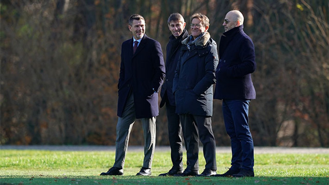 Rossoneri al lavoro sotto gli occhi di Fabio Capello