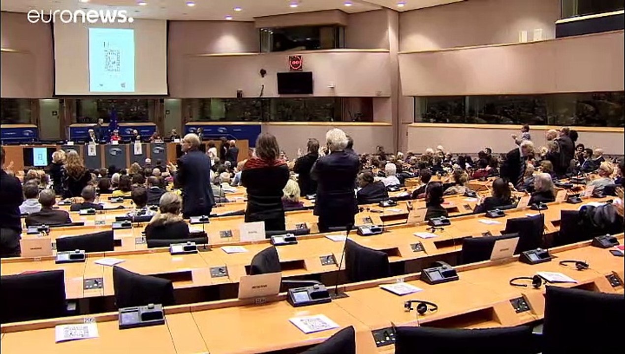 The Brief from Brussels: Jonathan Coe erhält Europäischen Buchpreis