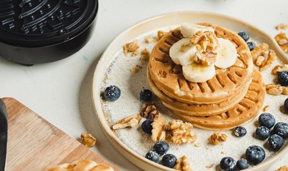 This Christmas Waffle Maker Will Make You Want to Get Out of Bed Early