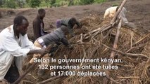 Intempéries au Kenya: des villageois fouillent les décombres
