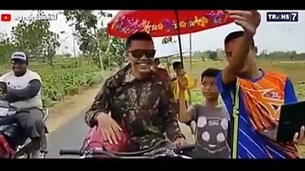 Funny video / "The motogp"  (parody)