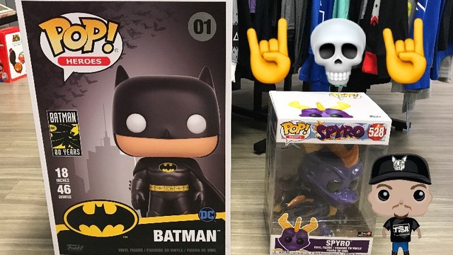 18 Inch Funko Pop Batman Vinyl Figure VS 10 Funko Pops Box