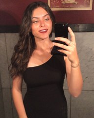 تعلمي طريقة مكياج قريبة عادل إمام التي خطفت القلوب بجمالها