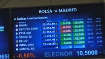 El Ibex 35 mantiene los avances tras la apertura y lucha por conseguir los 9.300 puntos