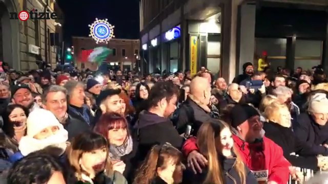 Salvini contro Nutella Non mangio nocciole turche, solo pane, salame e sardine | Notizie.it