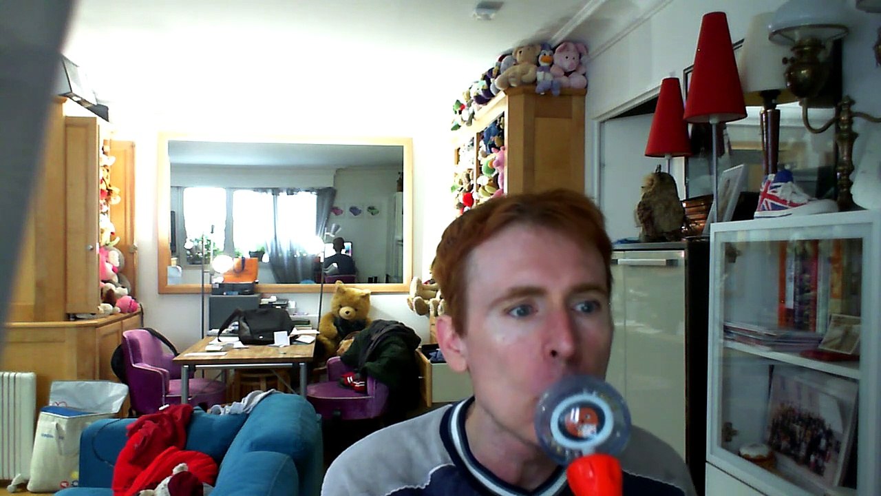 Wiwi égratigne "je suis un garçon sensible" de Natalia Moscou & Philippe Katerine