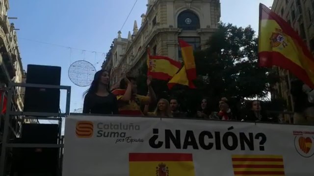 Himno de España 'techno' en la manifestación de Barcelona