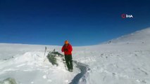 Uludağ'da kayıp iki dağcının sığınabileceği mağarada kazı çalışması başlatıldı