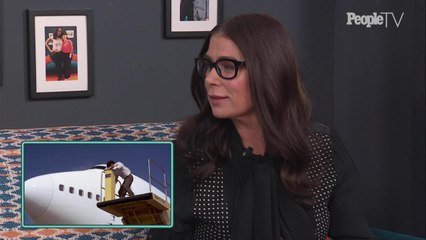 Maura Tierney Can’t Remember How They Shot That Hilarious Airplane Scene in ‘Liar Liar’