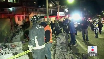 Choca tráiler contra viviendas y varios autos en la México-Cuernavaca