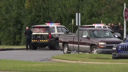 미군기지 또 총격사건...플로리다 해군 항공기지서 4명 사망 / YTN