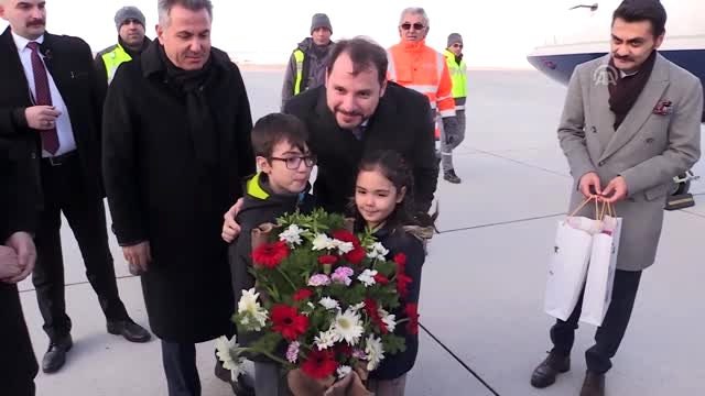 Bakan Albayrak: Kriz diyenlerin hüsrana uğradığı dönemi artık geride bırakıyoruz