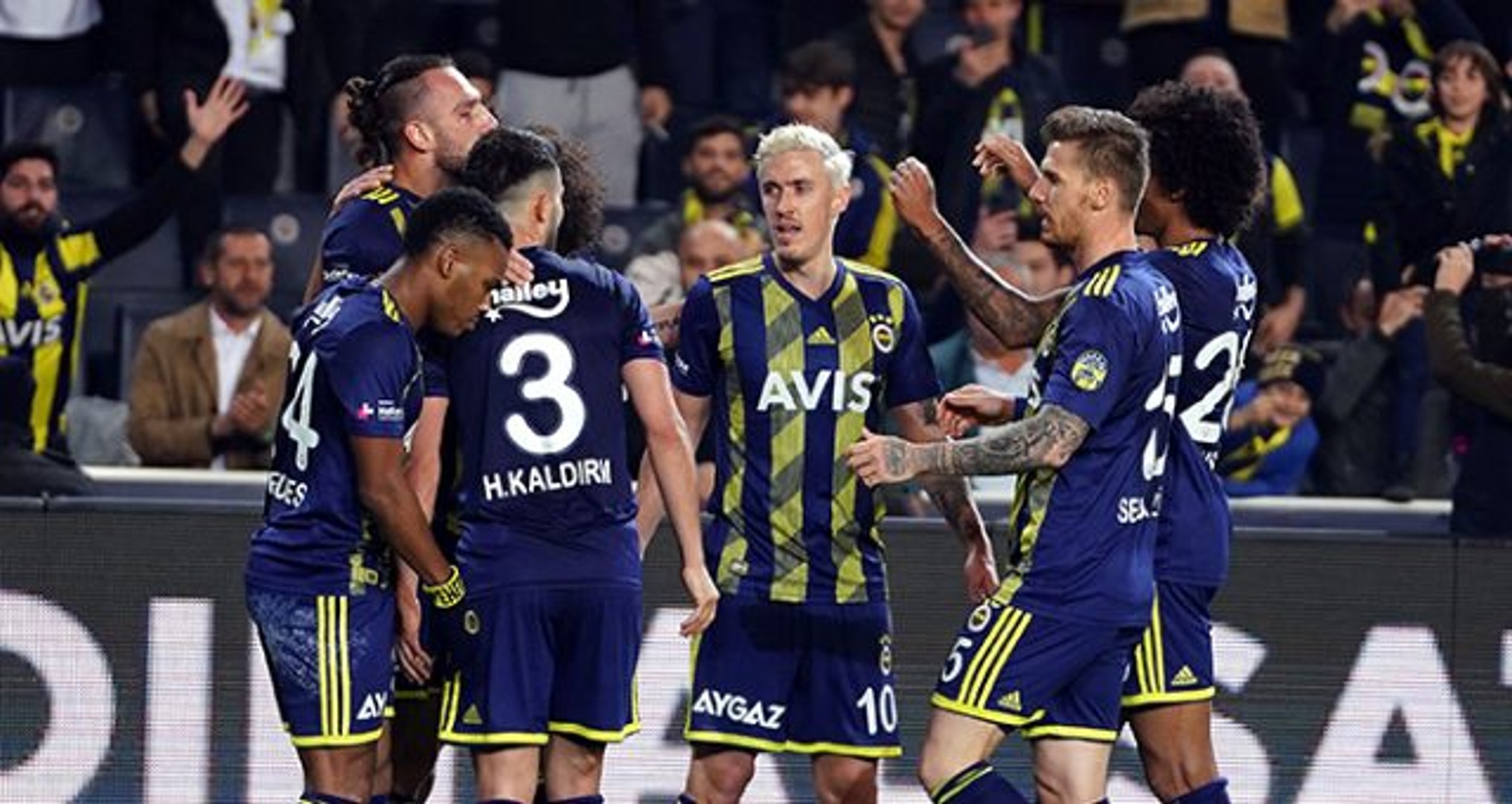 Fenerbahçe, Gençlerbirliği'ni 5-2 mağlup etti - Dailymotion Video