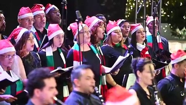 El coro navideño que junta y reconcilia a excombatientes y víctimas en Colombia