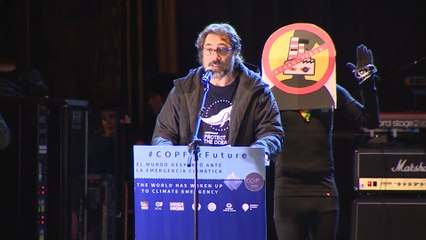 Bardem llama "estúpido" a Almeida por Madrid Central