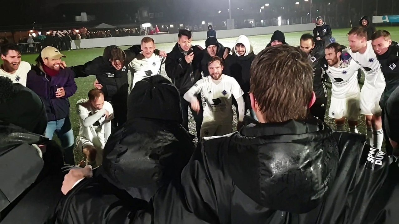 HEBC feiert den Derbysieg am 'Loki'