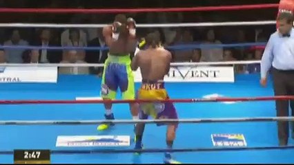 El brutal KO del venezolano Alfonso Blanco en el título mundial de peso medio
