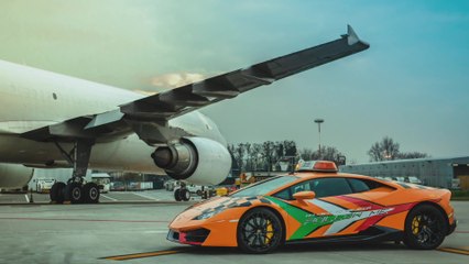 Lamborghini Huracán RWD als Follow-Me Car am Flughafen Bologna