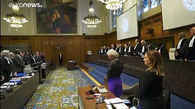 Лауреат премии мира отвечает на обвинения в геноциде