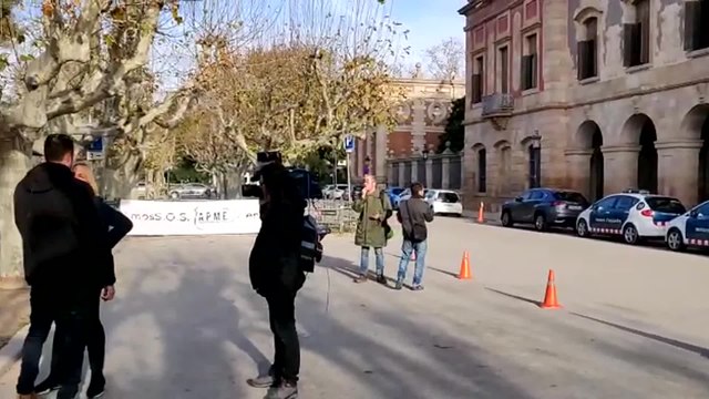 Más de cien Mossos se manifiestan por sus condiciones laborales