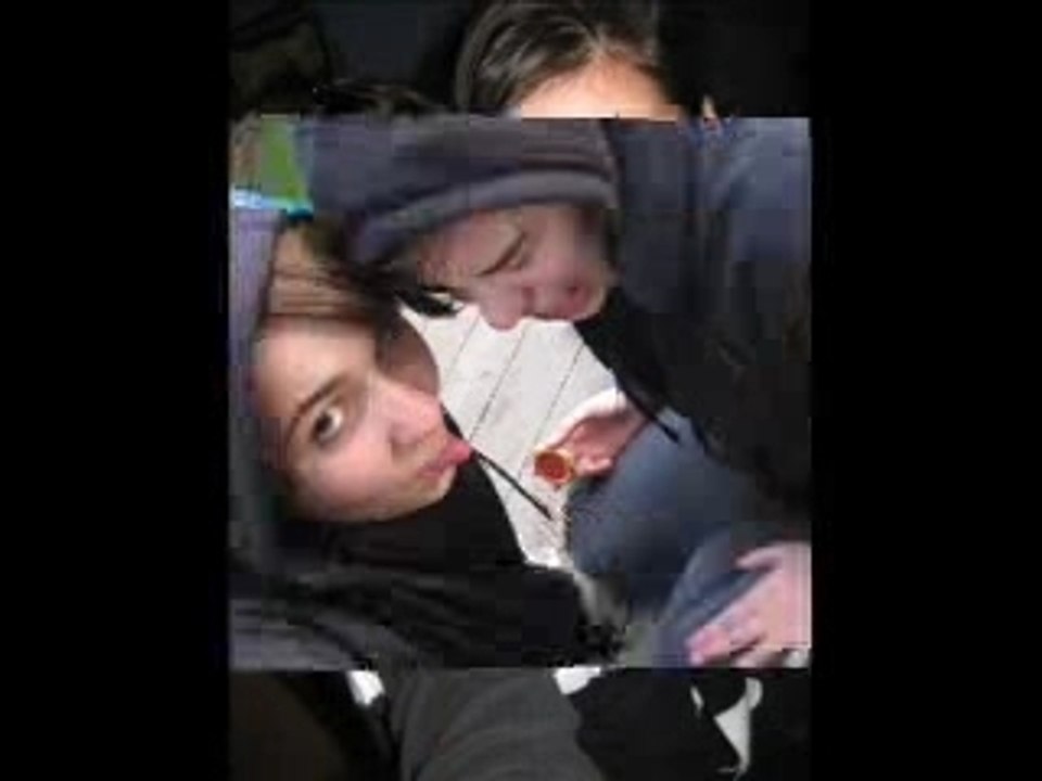 MARiiE & MELiiSSA !!!!!!!!!!!!
