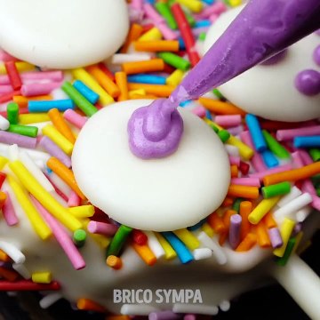 33 DÉCORS FASCINANTS DE GÂTEAUX ET DES ASTUCES DE GLAÇAGE