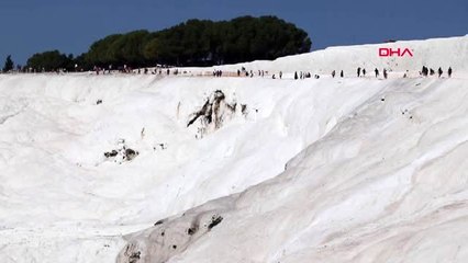 Denizli pamukkale'nin 450 metre üstünde yamaç paraşütünde röportaj