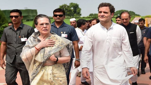 Congress Leaders undertake Satyagraha at Rajghat Satyagraha For Unity | वनइंडिया हिंदी
