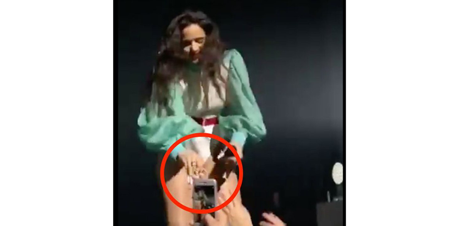 Rosalía reacciona así ante un fan que intentaba quitarle un objeto de valor…