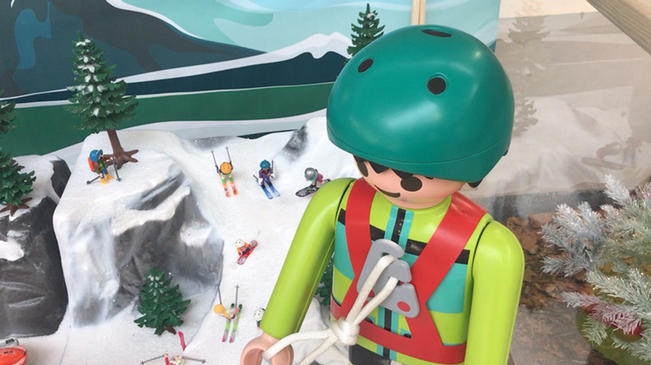 Châteaubriant : une exposition de figurines au marché couvert