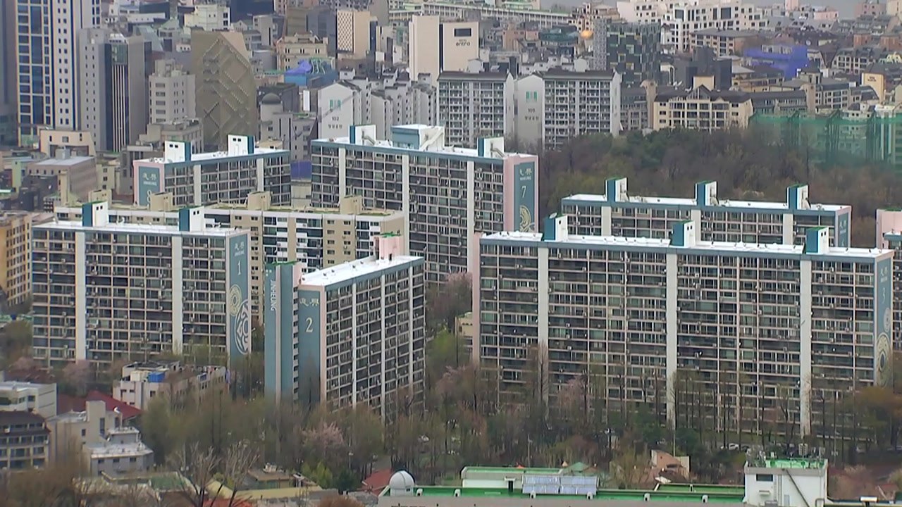 분양가 상한제 한 달...수도권 청약 시장 '후끈' / YTN