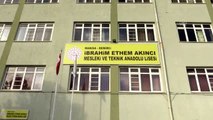 Bakanlar Turhan ve Kasapoğlu, pazaryeri esnafını ziyaret etti