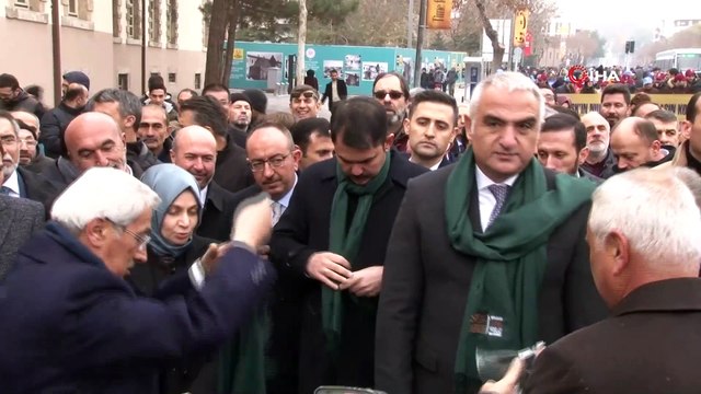 Bakan Kurum ve Bakan Ersoy 'Vefa Vakti' yürüyüşüne katıldı