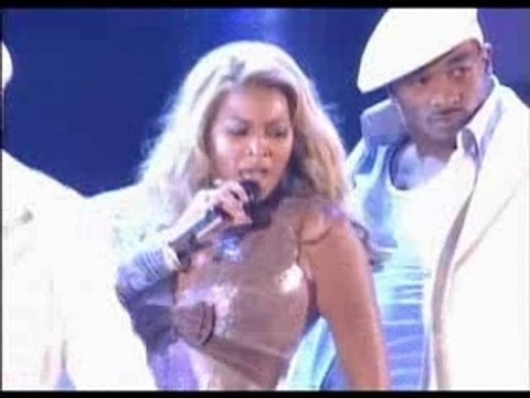 Beyoncé - Naughty Girl (Live @ Fashion Rocks)