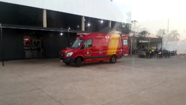 Jovem de 18 anos sofre luxação em joelho durante partida de futebol