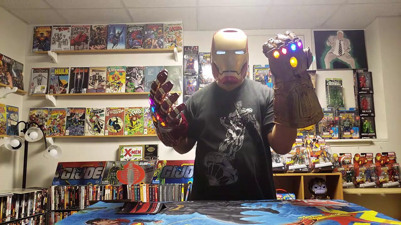 Foxy Unboxy: Marvel Legends Series Endgame Electronic Power Gauntlet