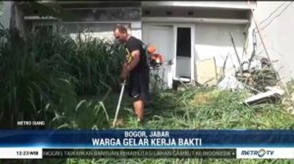 Warga Perumahan di Citayam Gelar Kerja Bakti Pencarian Indukan Kobra