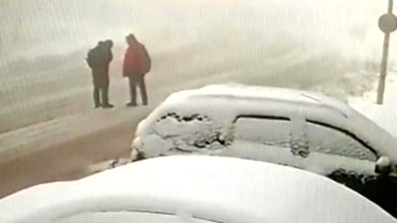 Uludağ'da kaybolan Efe Sarp'ın montu bulundu, içerisinden eldiven çıktı