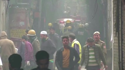 "인도 뉴델리 가방공장서 대형 화재...40여 명 사망" / YTN