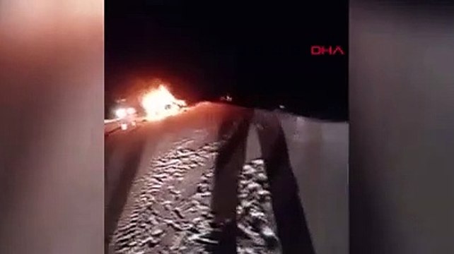Rusya’da iki otomobil çarpıştı: Biri çocuk 3 kişi hayatını kaybetti, 6 kişi yaralandı