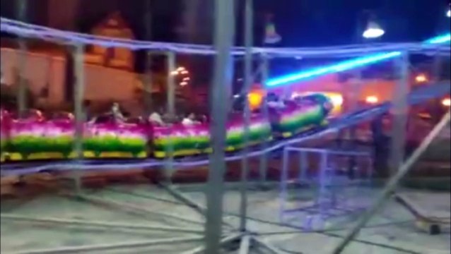 Centopeia de parque se solta e deixa feridos no Litoral do Paraná; vídeo mostra acidente