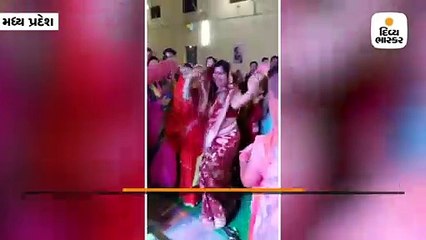 કોંગ્રેસનાં મંત્રીએ સોંગ પર ઠુમકાઓ માર્યા, ભાજપે કટાક્ષ કરતાં જ કોંગ્રેસે પણ બચાવ કર્યો