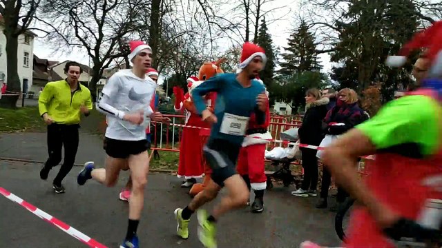 Foulées des Pères et des Mères Noel, à Essey-les-Nancy