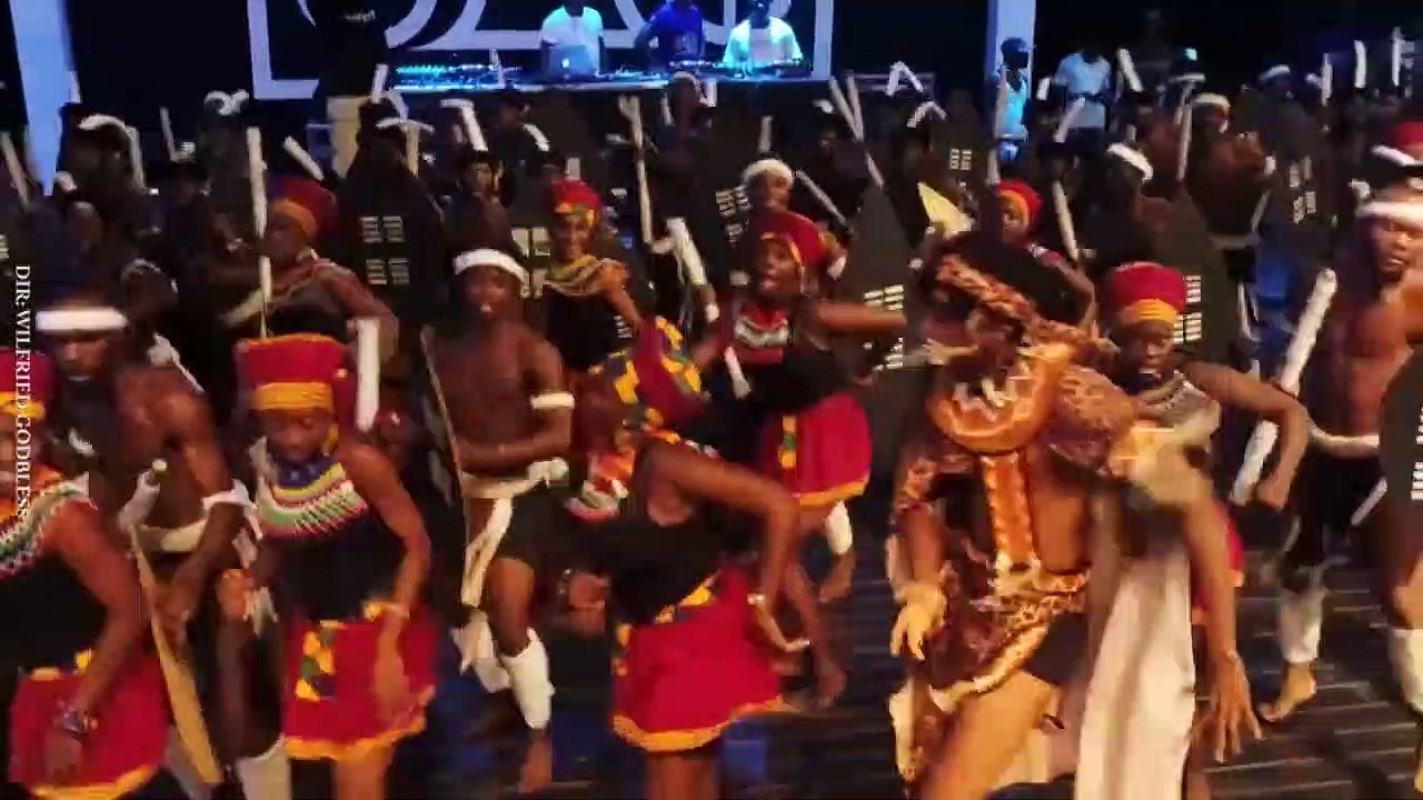 SAFAREL OBIANG PRESTATION CONCERT YOUSSOUPHA
