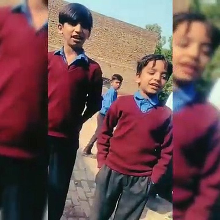Chota's(junior)_Rahat_Fateh_Ali_Khan._School_boys_singing_"Mera_Pas_Tum_ho"(480p)